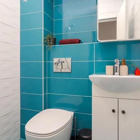 Maison Coloree - Bright And Cozy By Metro And Mall *